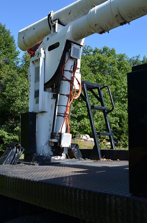 Ariel Lift on International Bucket Truck