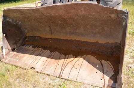 Bucket of John Deere 544E TC Loader