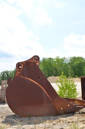 CAT 225 Digging Bucket for sale in NH