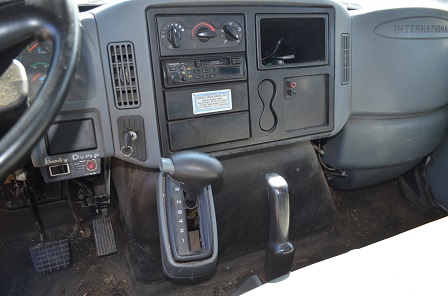 Dashboard of International 400SER Truck