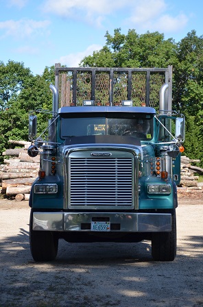 Freightliner TK Log Truck