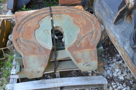 Holland 5th Wheel Plate for Sale - Used Connections, LLC